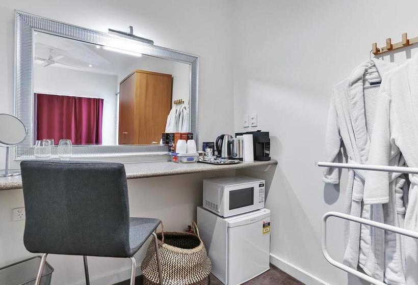 Bed and Breakfast Barossa White House The West Wing | Angaston | South Australia | Australia 7