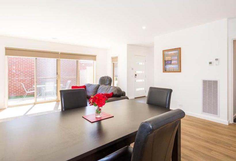 Bed and Breakfast Be On Lydiard Too | Ballarat | Victoria | Australia 10