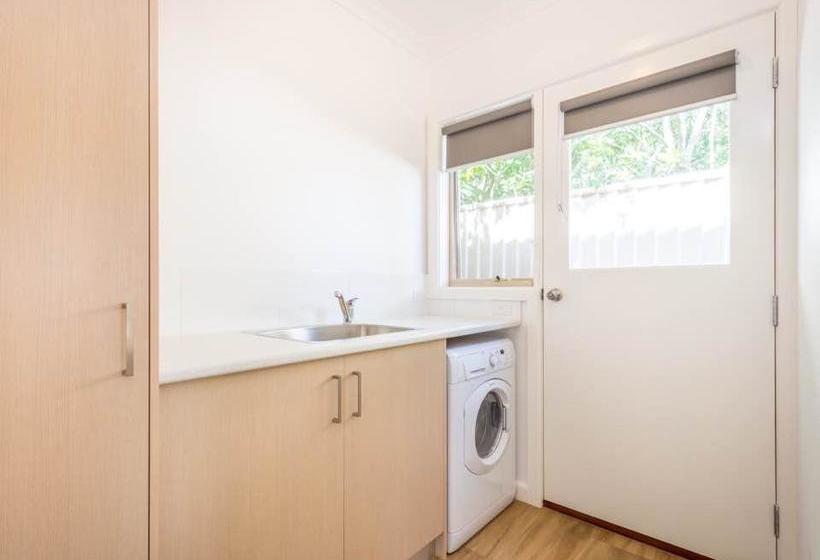 Bed and Breakfast Be On Lydiard Too | Ballarat | Victoria | Australia 5