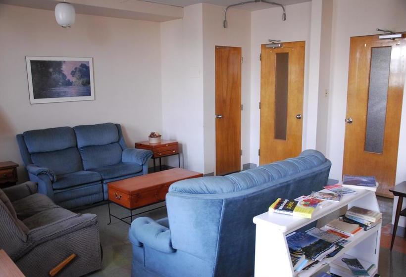 Hotel Résidence Maria Goretti  Women Only | Montreal | Quebec | Canada 17