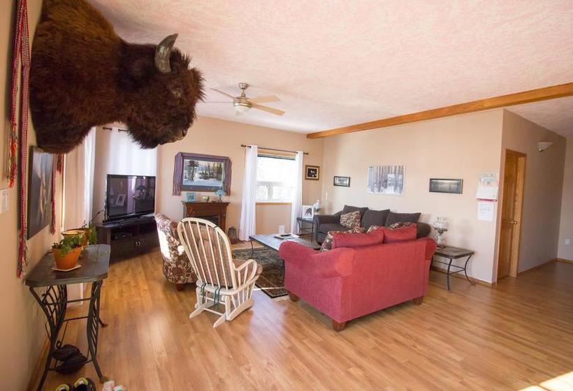 Buffalo Nights Bed And Breakfast | Yellowknife | Northwest Territories | Canada 2