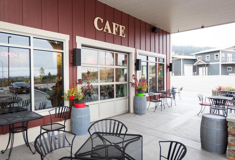 Hillcrest Farm Market B&b | Kelowna | British Columbia | Canada 2