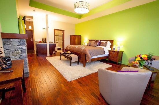 Hillcrest Farm Market B&b | Kelowna | British Columbia | Canada 8