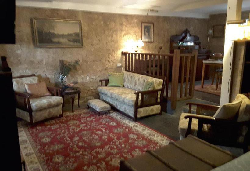 Bed and Breakfast A La Folly | Murray Bridge | South Australia | Australia 7