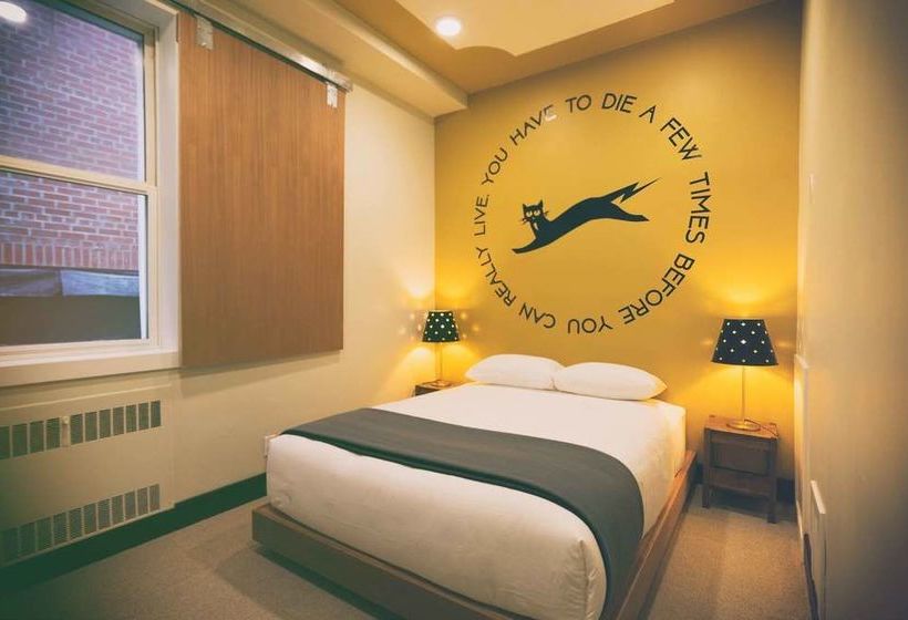 Hotel Crash | Edmonton | Alberta | Canada 13