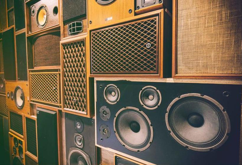 Hotel Crash | Edmonton | Alberta | Canada 3