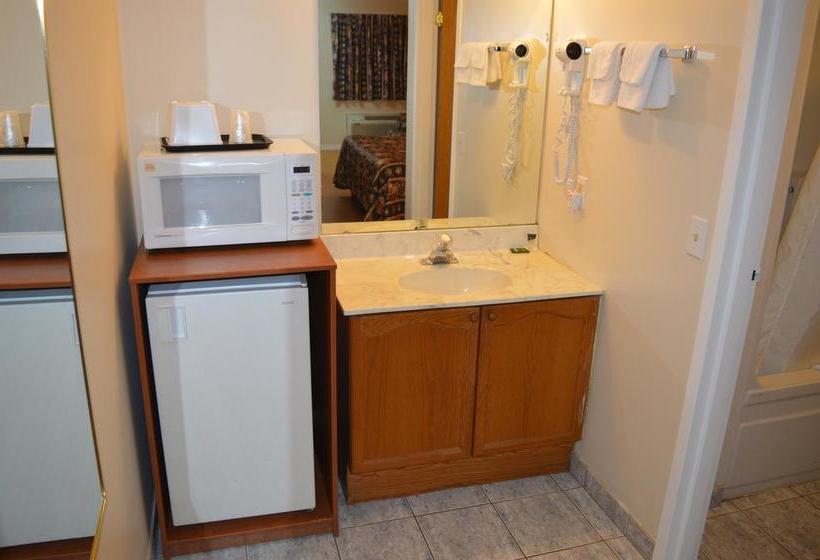 Kenora Motel | Windsor | Ontario | Canada 16