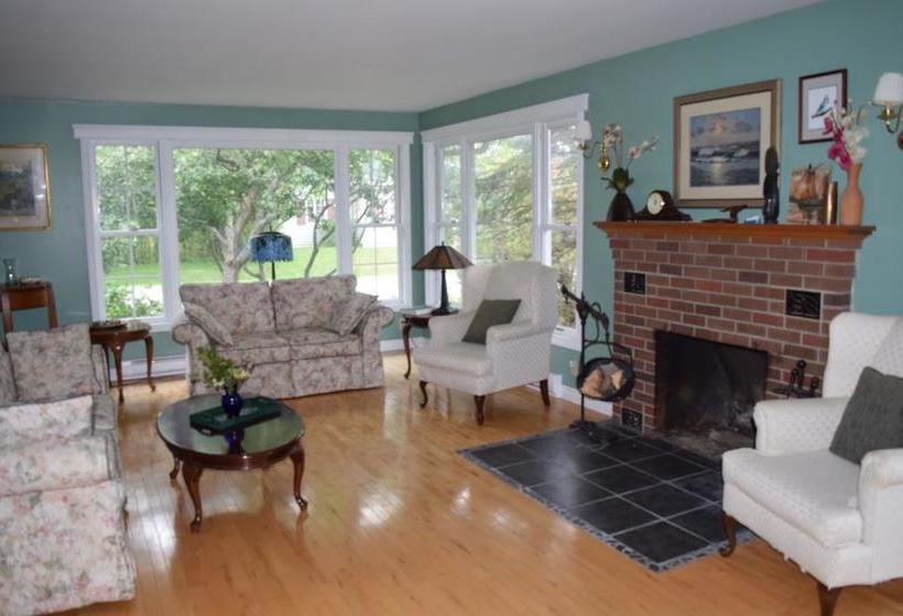 Queen Street B&b | St Andrews | New Brunswick | Canada 12