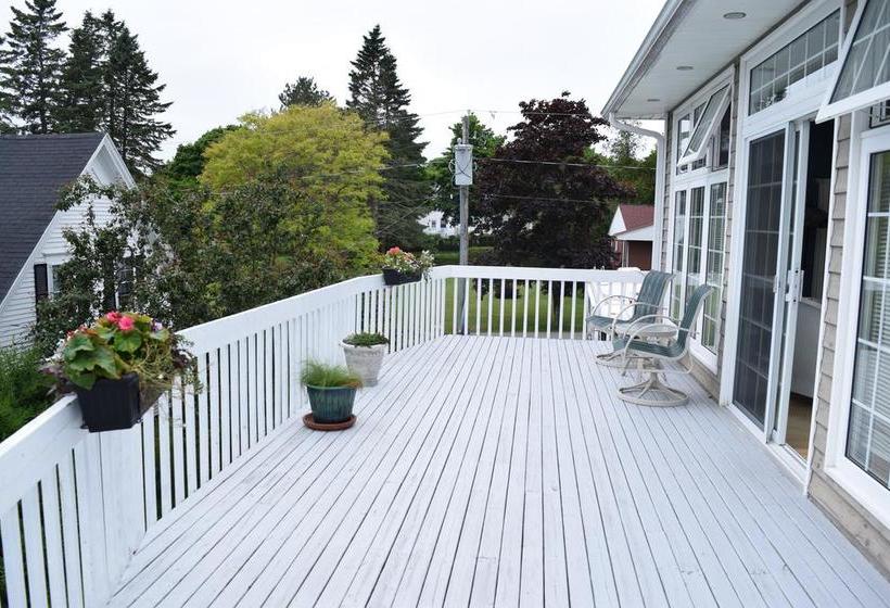 Queen Street B&b | St Andrews | New Brunswick | Canada 5