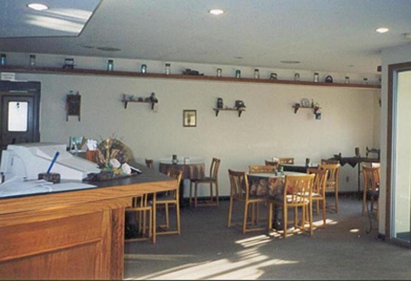 Hotel Woodland Inn | Meadow Lake | Saskatchewan | Canada 1