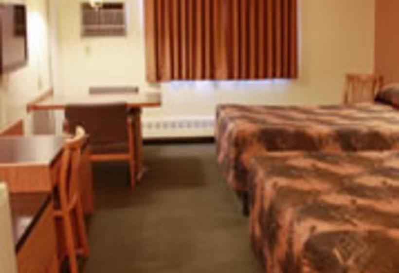 Hotel Woodland Inn | Meadow Lake | Saskatchewan | Canada 2