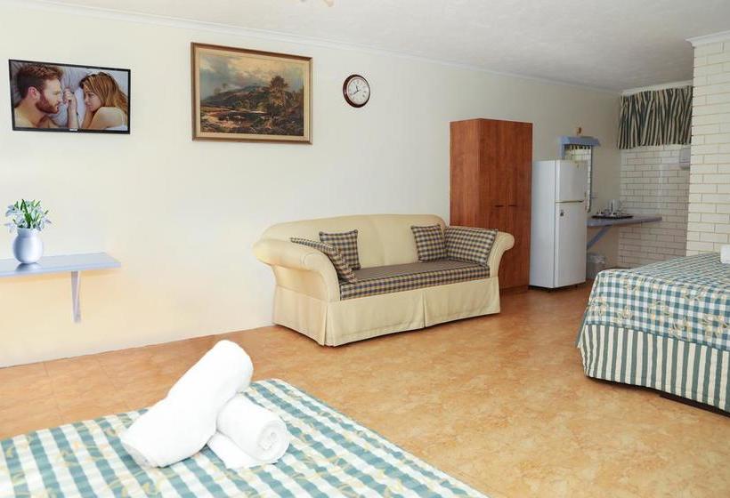 Queenslander Motel | Gold Coast  | Queensland | Australia 1