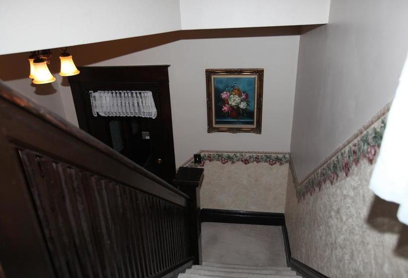 Ambiance By The Falls B&b | Niagara Falls | Ontario | Canada 10