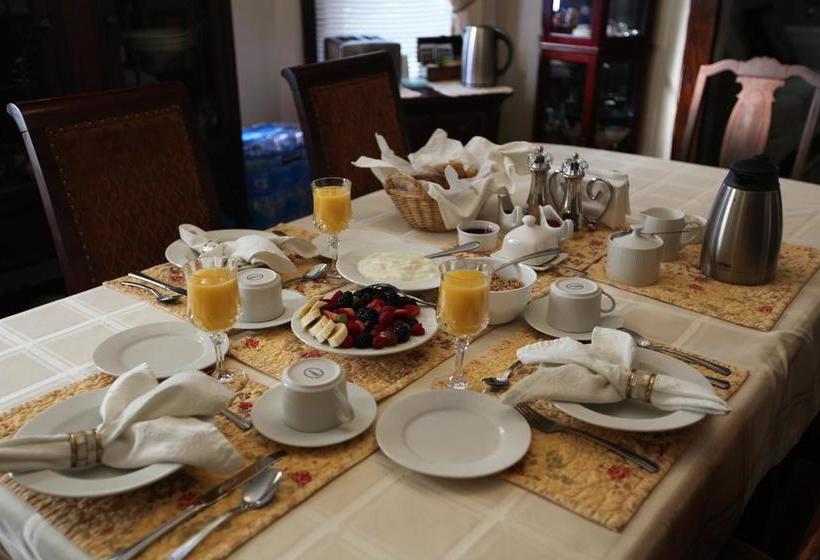 Ambiance By The Falls B&b | Niagara Falls | Ontario | Canada 12