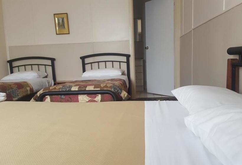 Hostel Tingle All Over Budget Accommodation | Walpole | Western Australia | Australia 17