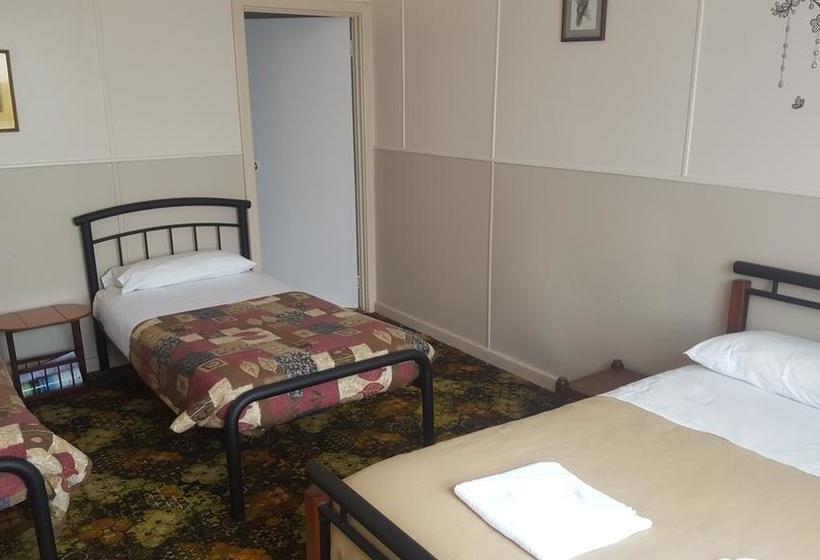 Hostel Tingle All Over Budget Accommodation | Walpole | Western Australia | Australia 2
