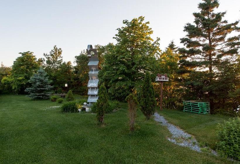 Bed and Breakfast La Maison Du Restaurateur | Riviere du Loup | Quebec | Canada 4