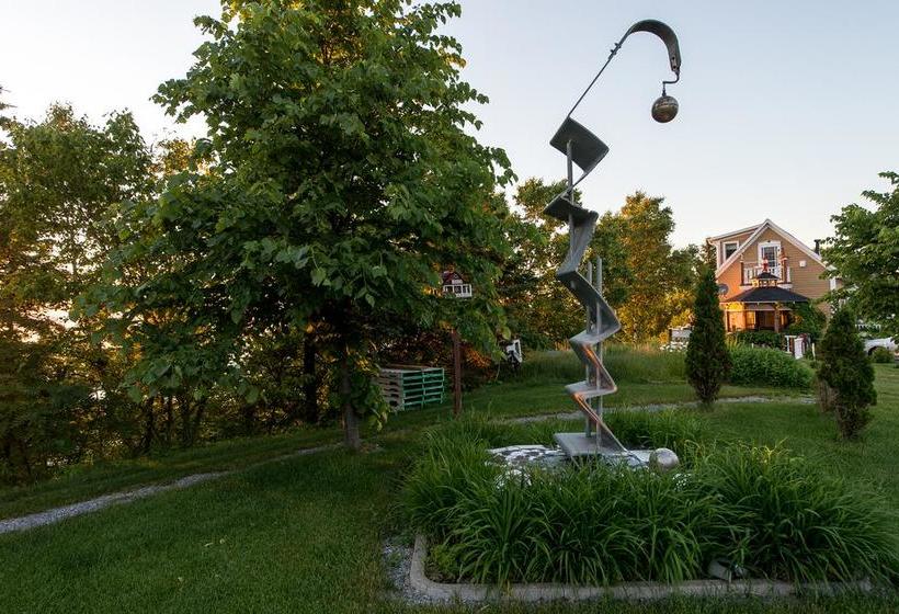 Bed and Breakfast La Maison Du Restaurateur | Riviere du Loup | Quebec | Canada 5