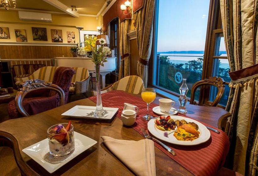 Bed and Breakfast La Maison Du Restaurateur | Riviere du Loup | Quebec | Canada 9