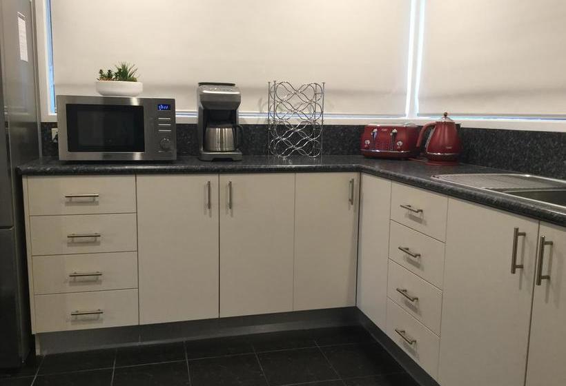 Bed and Breakfast Ocean Beach Villa | Devonport | Tasmania | Australia 11