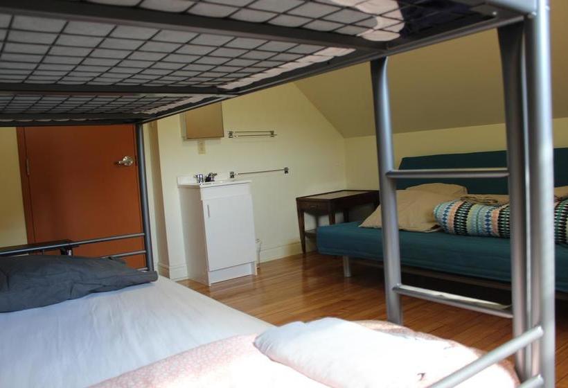 Auberge De Jeunesse Magogorford Hostel | Magog | Quebec | Canada 9