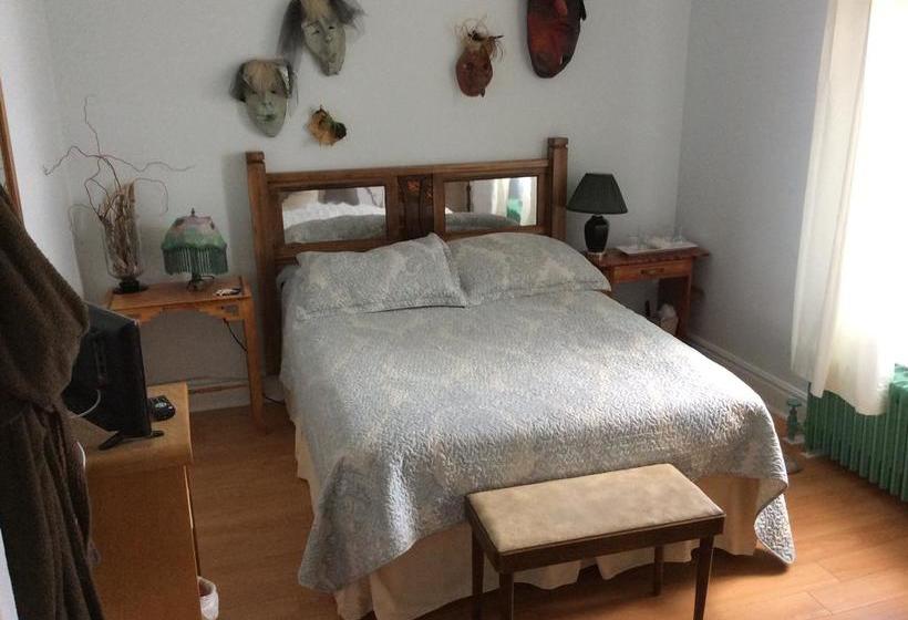 Bed and Breakfast Gîte Orange Soleil | Saguenay | Quebec | Canada 3