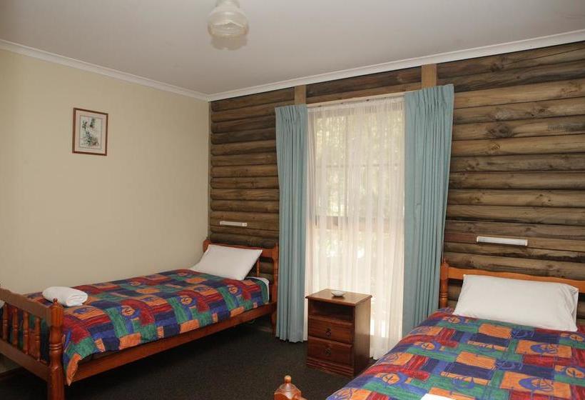 Resort Halls Gap Log Cabins | Halls Gap | Victoria | Australia 2