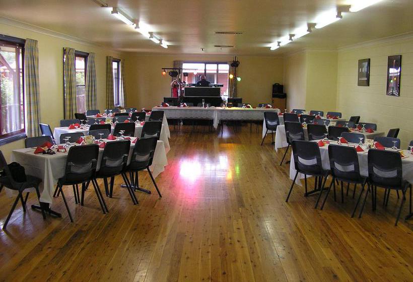 Resort Aussie Cabins | Dubbo | New South Wales | Australia 12