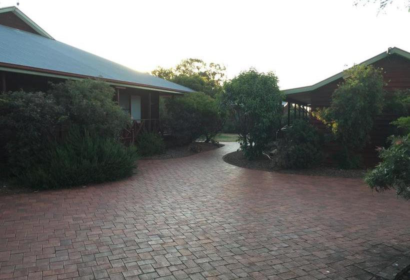 Resort Aussie Cabins | Dubbo | New South Wales | Australia 15