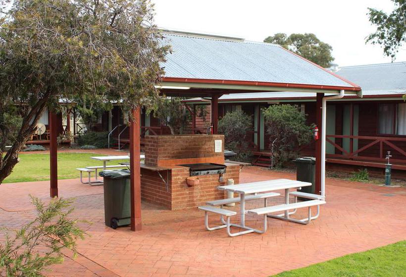 Resort Aussie Cabins | Dubbo | New South Wales | Australia 5