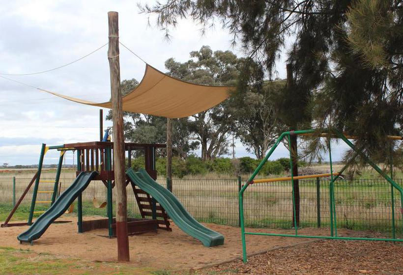 Resort Aussie Cabins | Dubbo | New South Wales | Australia 9