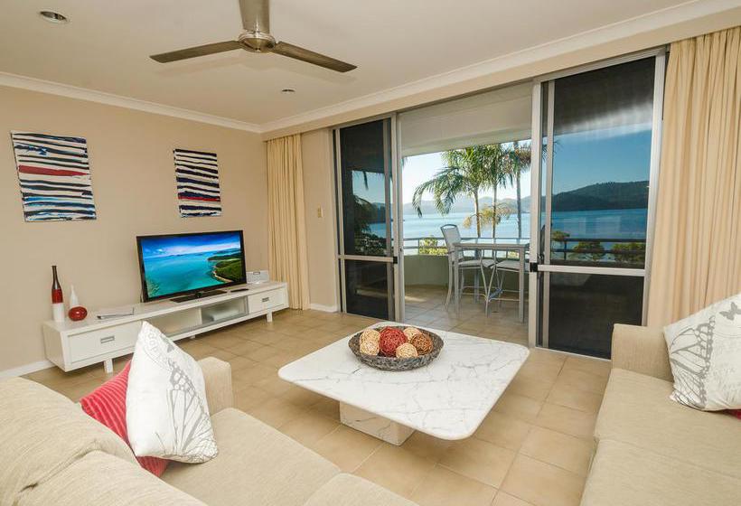 Resort Lagoon Lodge | Hamilton Island | Queensland | Australia 9