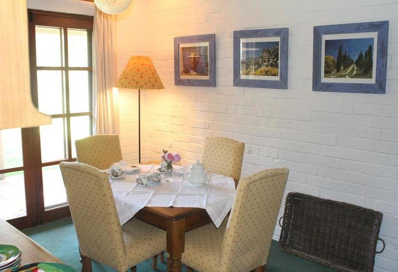 Bed and Breakfast Peppertrees | Forster | New South Wales | Australia 4