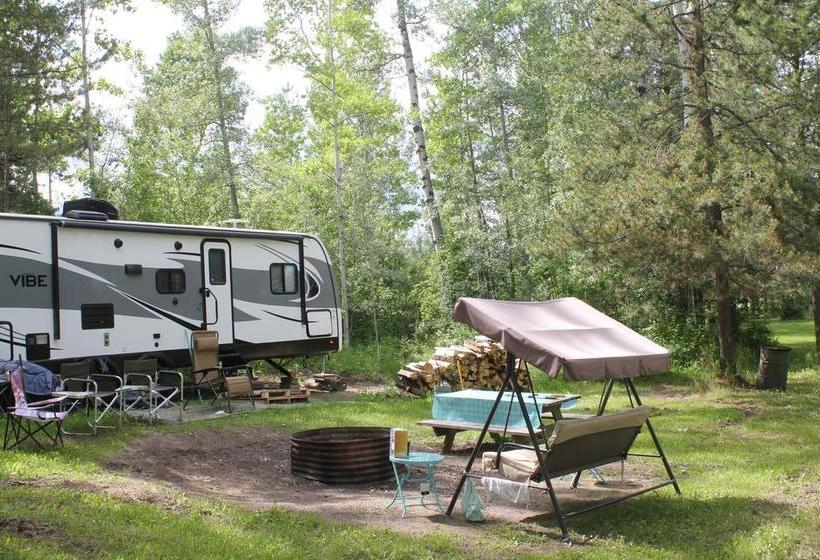 Cougar Mountain Lodge B&b | Valemount | British Columbia | Canada 14