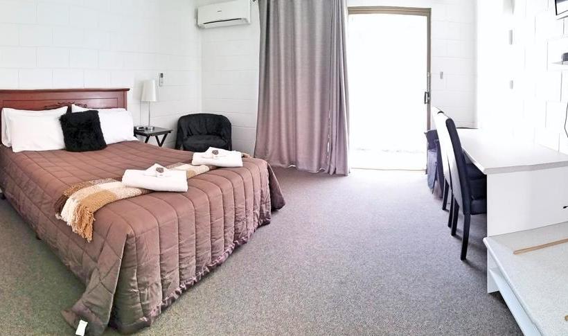 Aaron Motel | Gladstone | Queensland | Australia 5