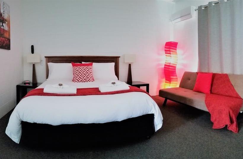 Aaron Motel | Gladstone | Queensland | Australia 6