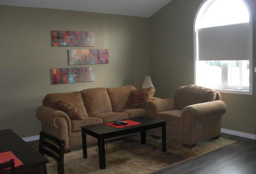 Hotel Seasons Extended Stay Suites | Thunder Bay | Ontario | Canada 2