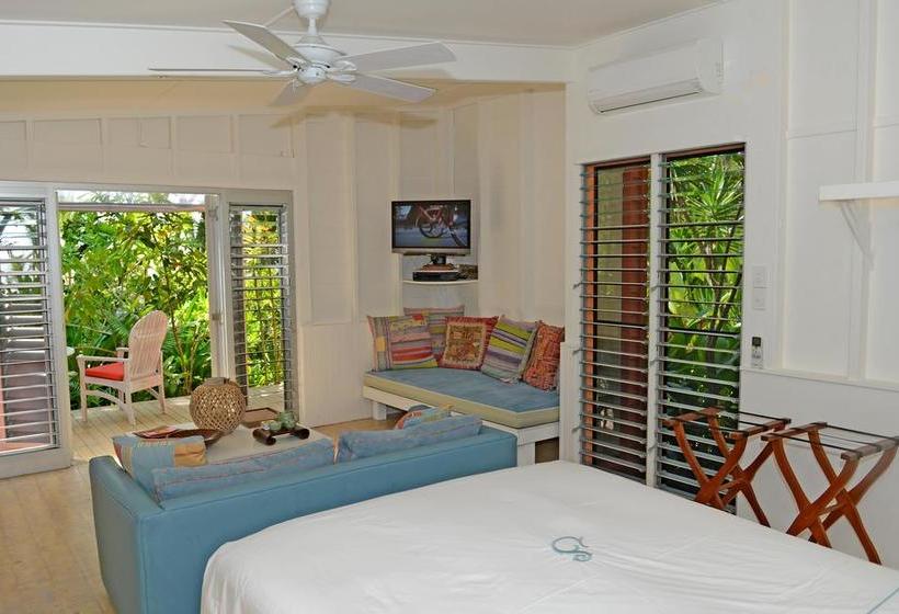 Resort Sejala Beach Huts Mission Beach Queensland