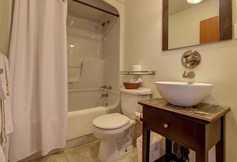 Irish Mountain Bed & Breakfast | Meaford | Ontario | Canada 10