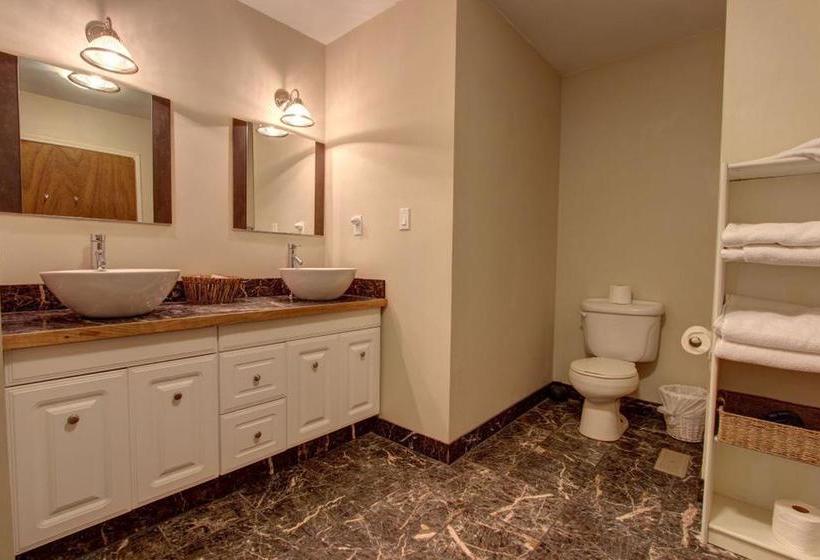 Irish Mountain Bed & Breakfast | Meaford | Ontario | Canada 13