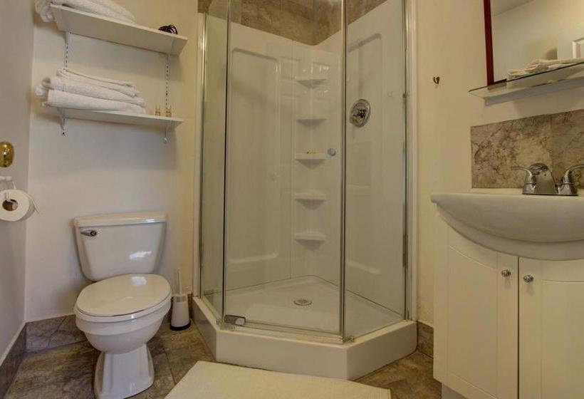 Irish Mountain Bed & Breakfast | Meaford | Ontario | Canada 17