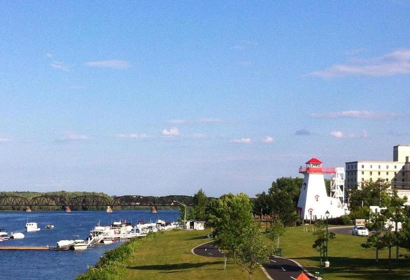 Hotel Unb Fredericton Accommodations | Fredericton | New Brunswick | Canada 6