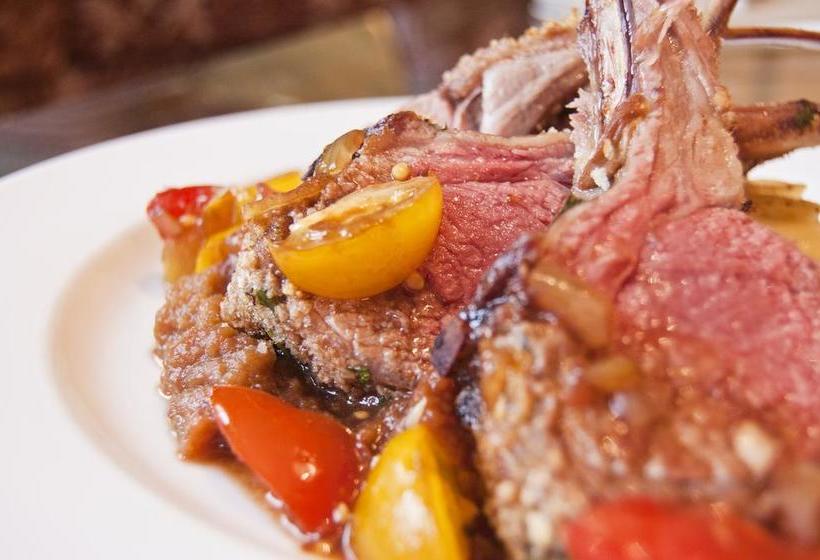 Eighteen Waterloo Bed & Breakfast | Stratford | Ontario | Canada 3