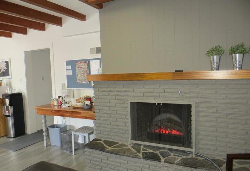 At Wits End B&b | Banff | Alberta | Canada 12