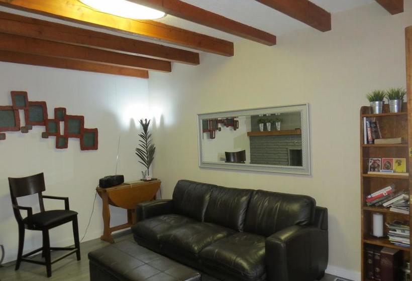 At Wits End B&b | Banff | Alberta | Canada 14