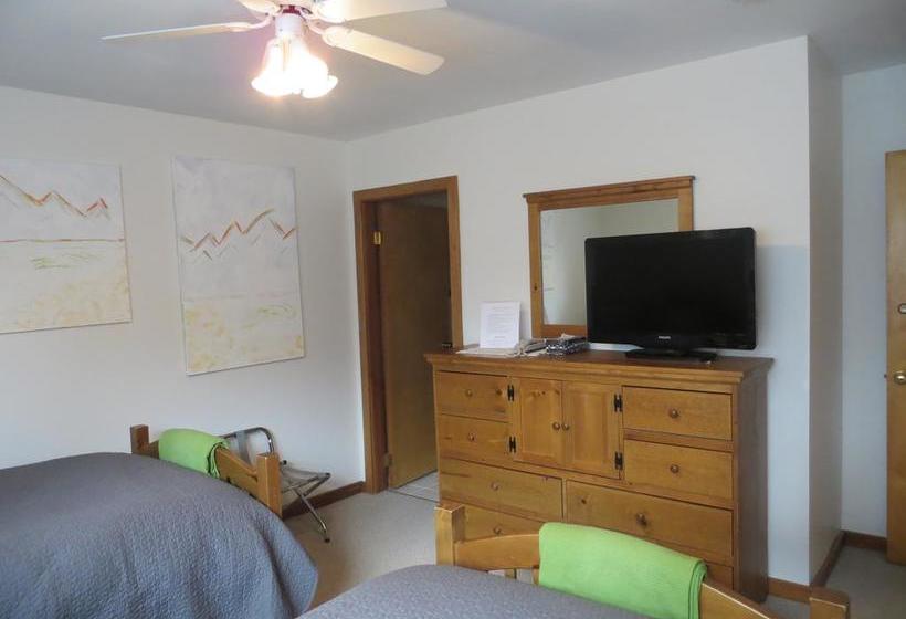 At Wits End B&b | Banff | Alberta | Canada 20