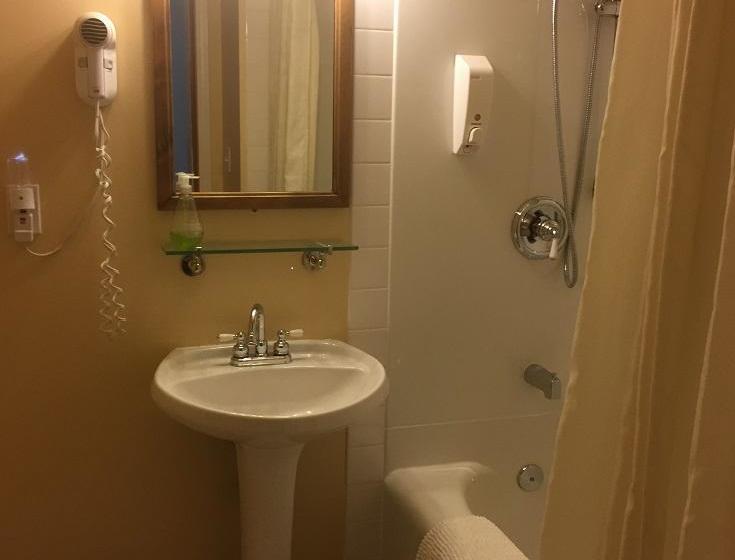 At Wits End B&b | Banff | Alberta | Canada 3