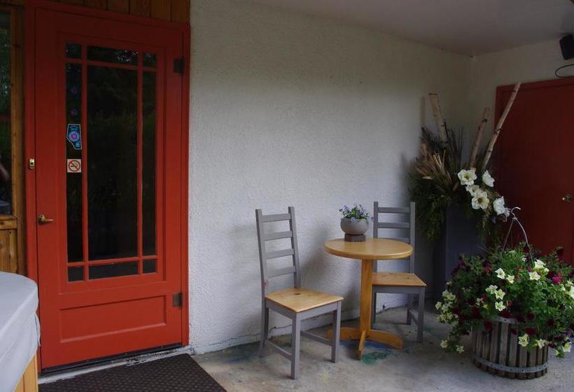 At Wits End B&b | Banff | Alberta | Canada 9