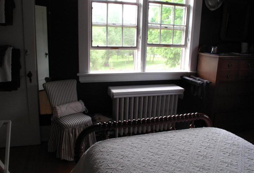 Hotel Newhaven On The River | Stratford | Ontario | Canada 12