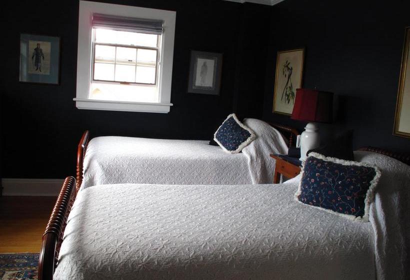 Hotel Newhaven On The River | Stratford | Ontario | Canada 13